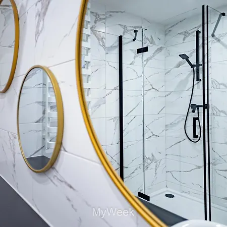 Na Szlaku, Myweek Διαμέρισμα Kłodzko