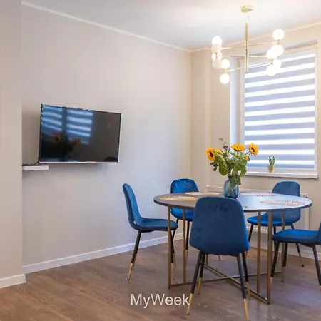 Na Szlaku, Myweek كوادسكوم