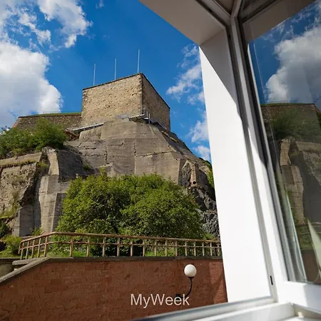 Na Szlaku, Myweek Διαμέρισμα Kłodzko