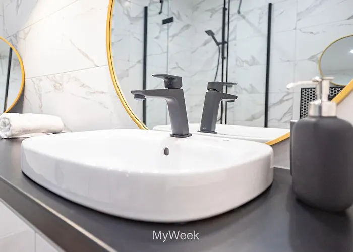 Na Szlaku, Myweek Apartment